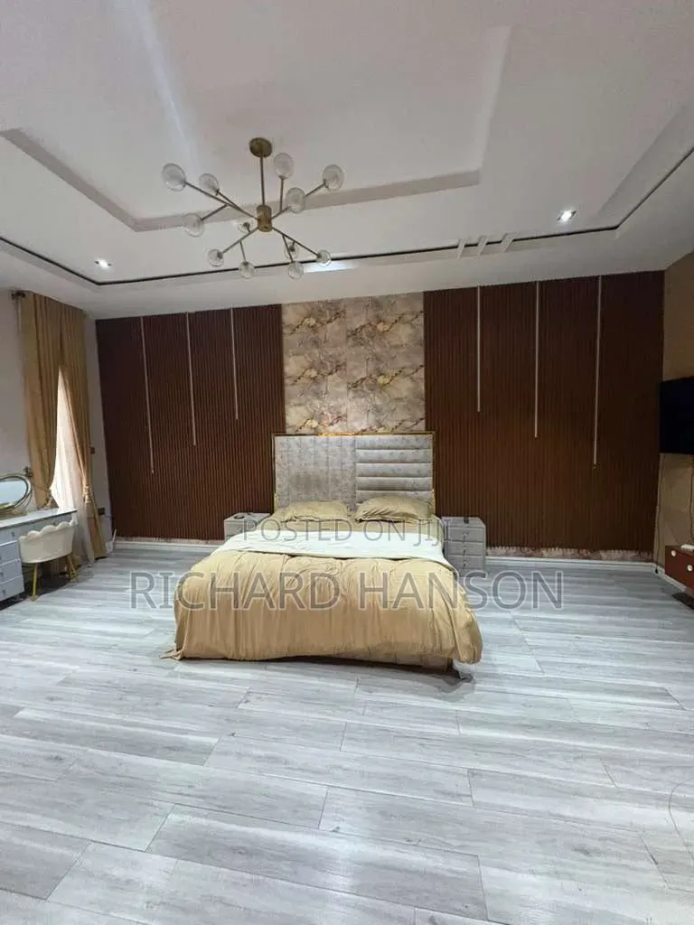 Furnished 4bdrm Duplex in Secured, Thomas Estate for rent