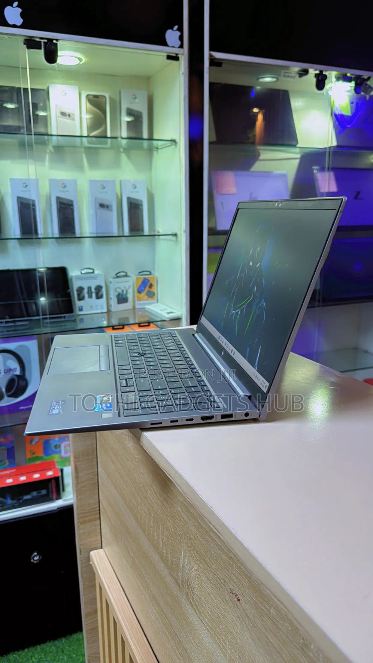 Laptop HP ZBook Firefly G8 16GB Intel Core i5 SSD 512GB