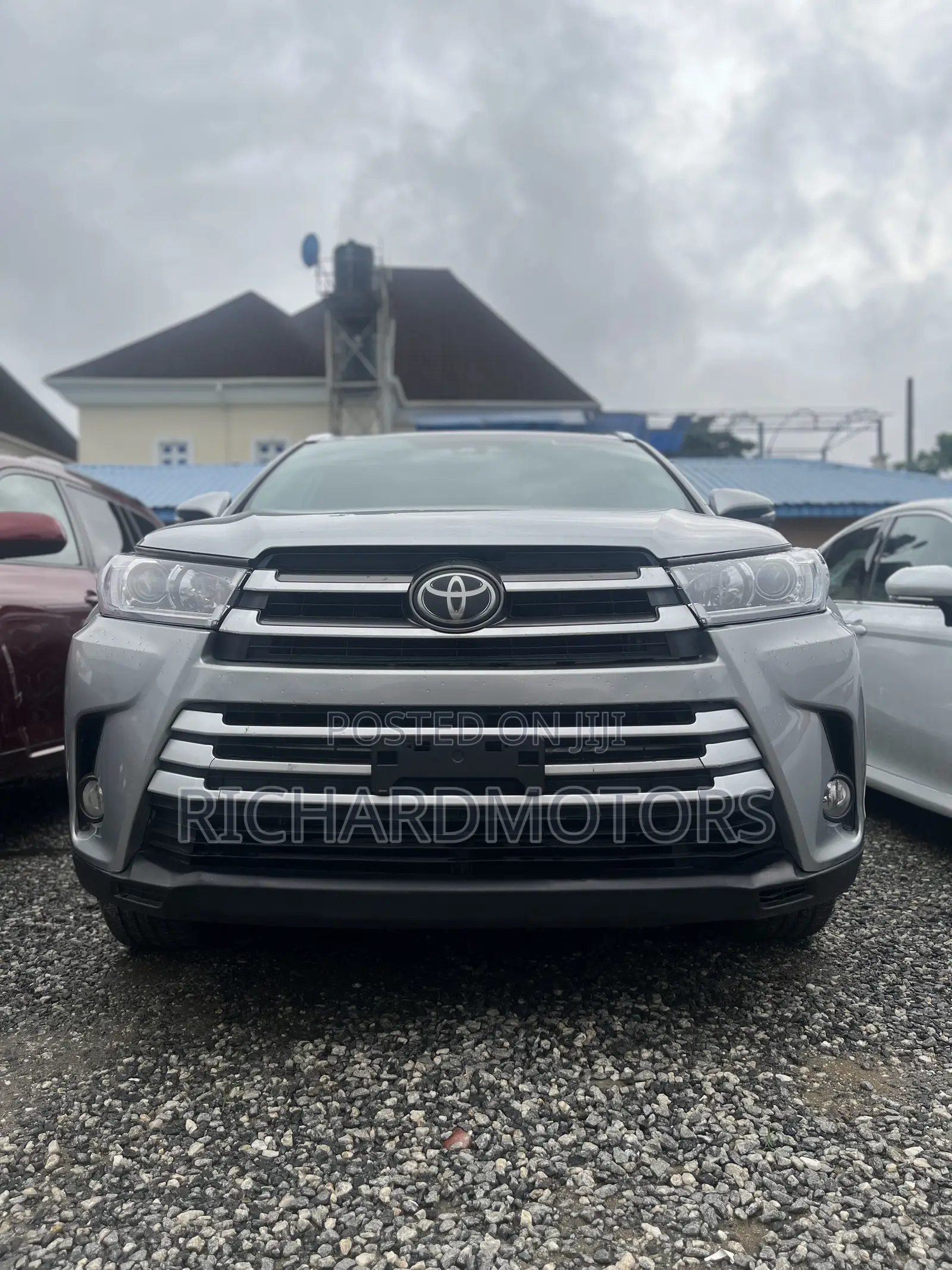 Toyota Highlander XLE 2019 Silver