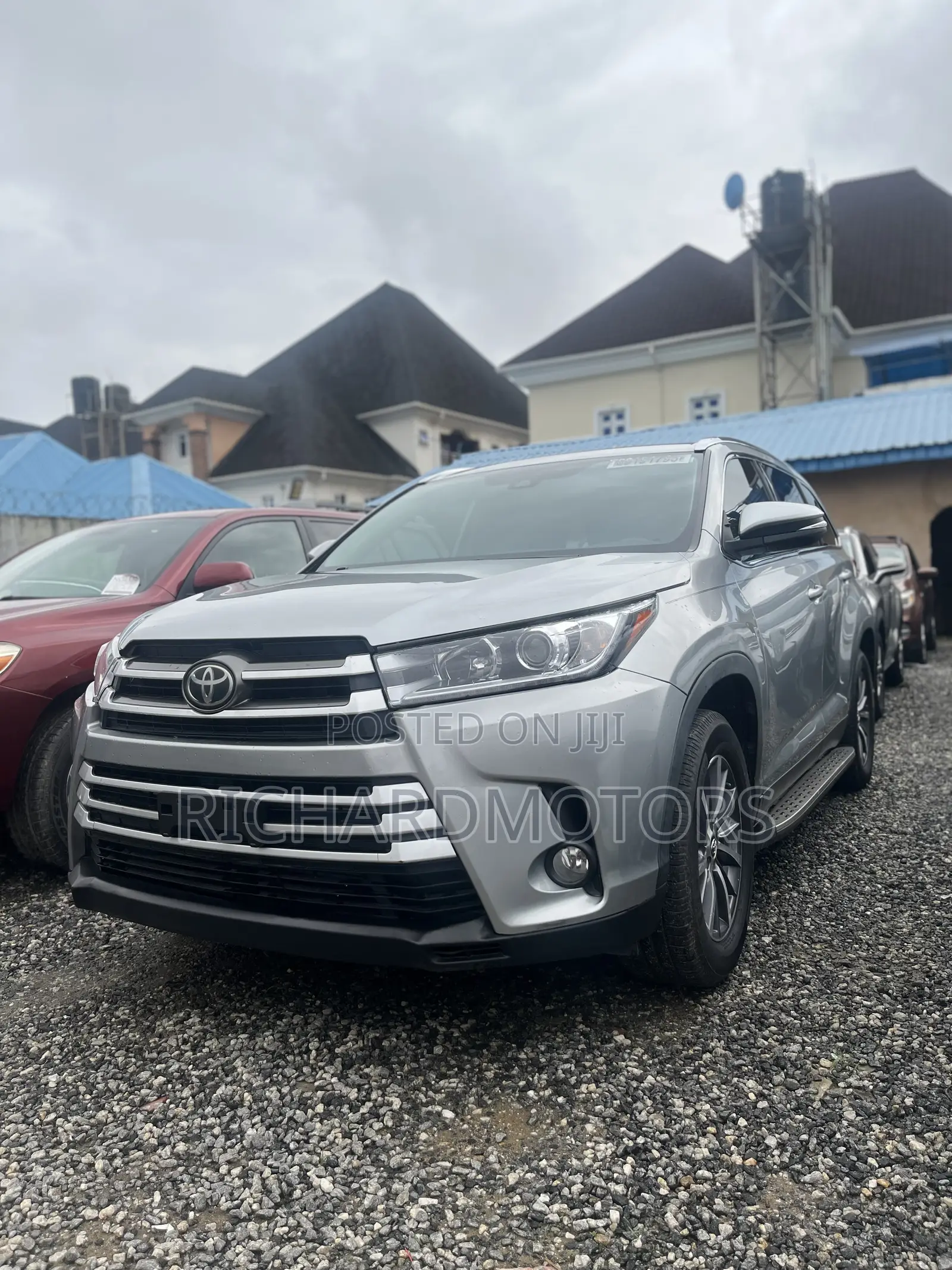 Toyota Highlander XLE 2019 Silver