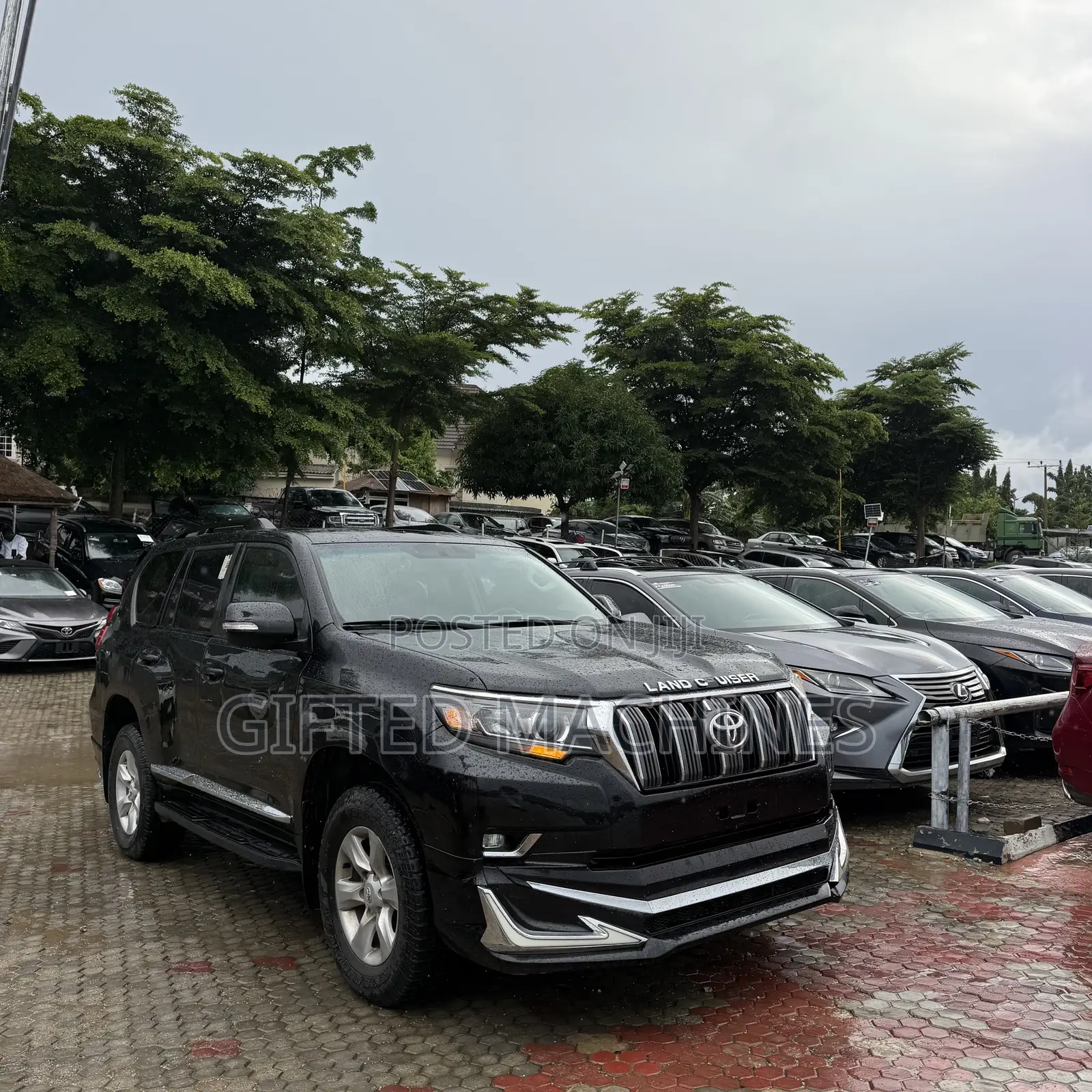 Toyota Land Cruiser Prado 2011 Black