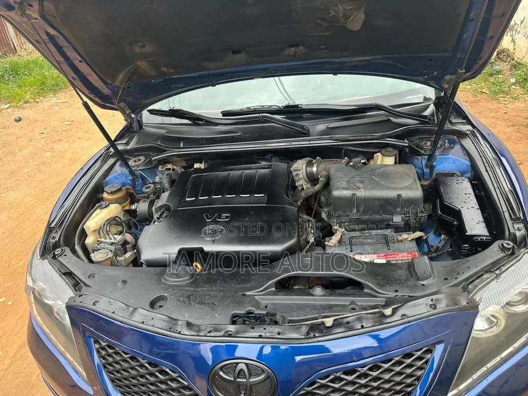 Toyota Camry SE V6 4dr Sedan (3.5L 6cyl 6AM) 2010 Blue