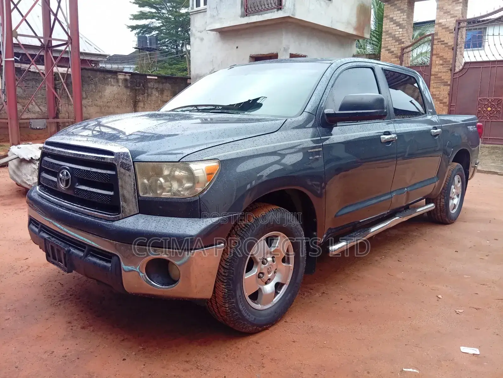 Toyota Tundra 2010 Blue