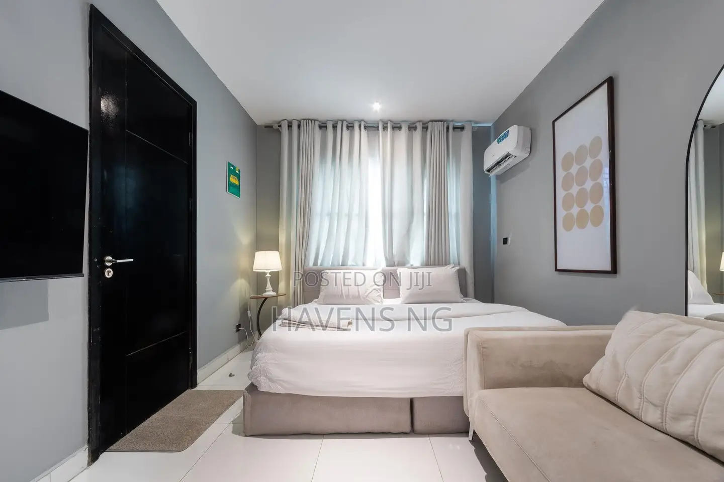 A Beautiful 2-Bedroom Maisonette