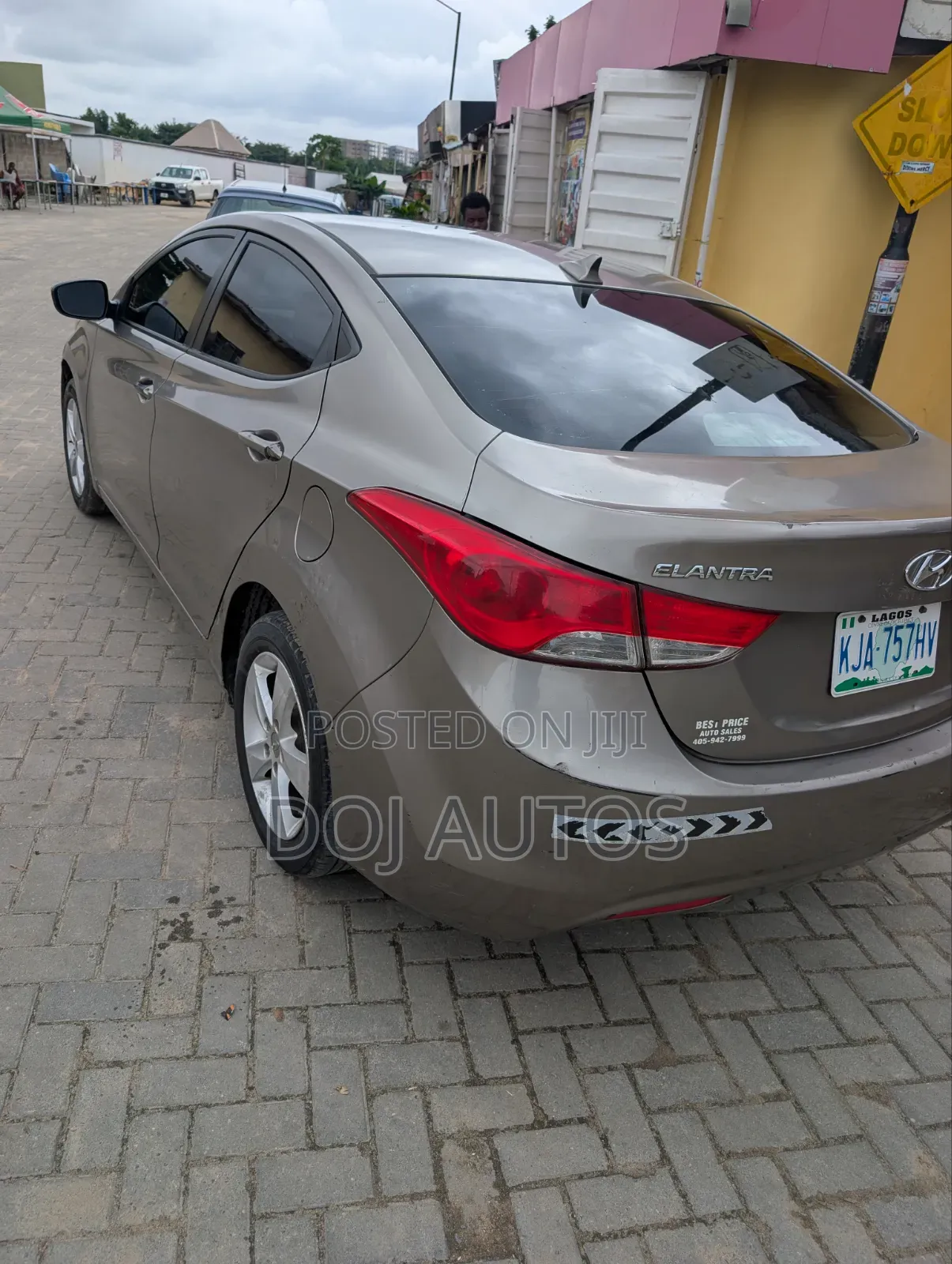 Hyundai Elantra 2013 Brown