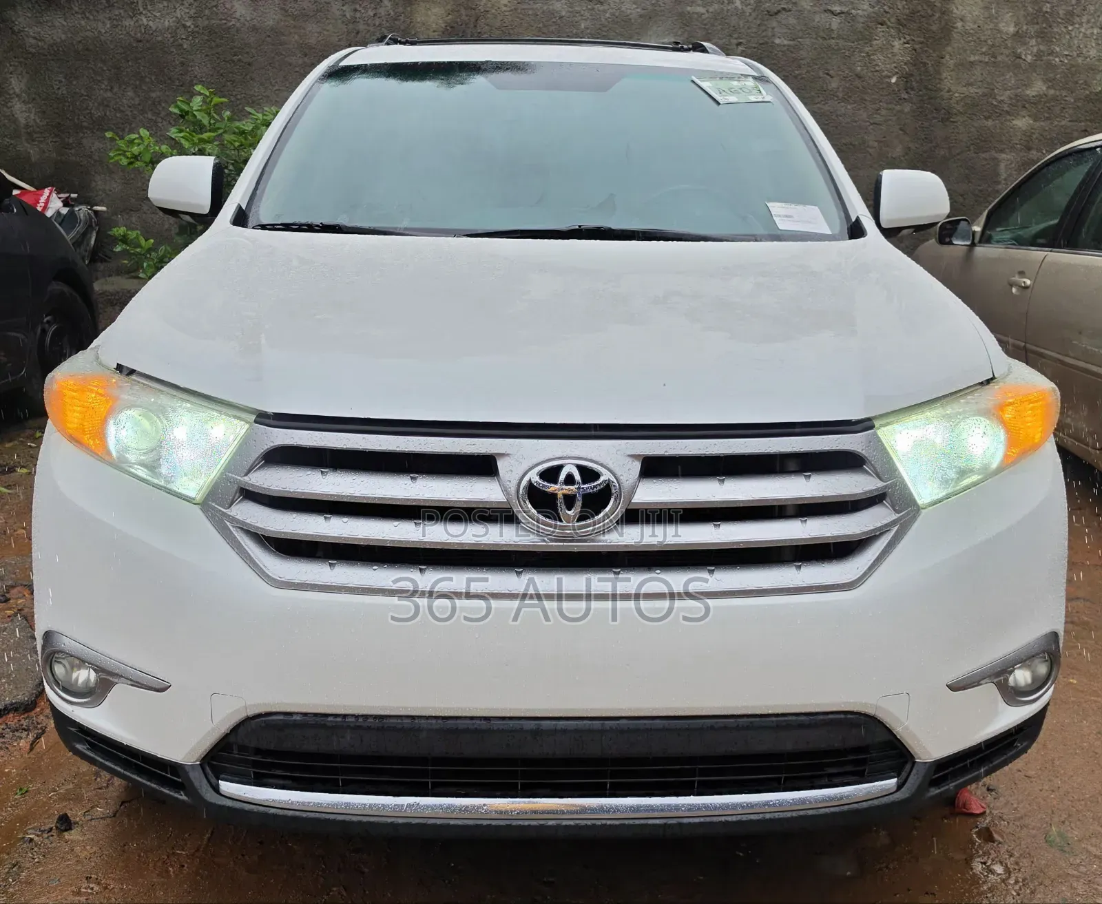 Toyota Highlander Limited 2012 White