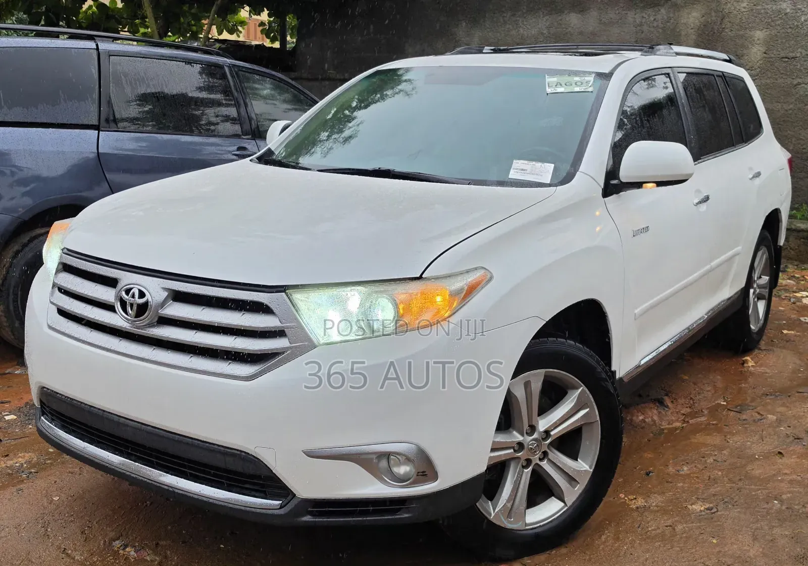 Toyota Highlander Limited 2012 White