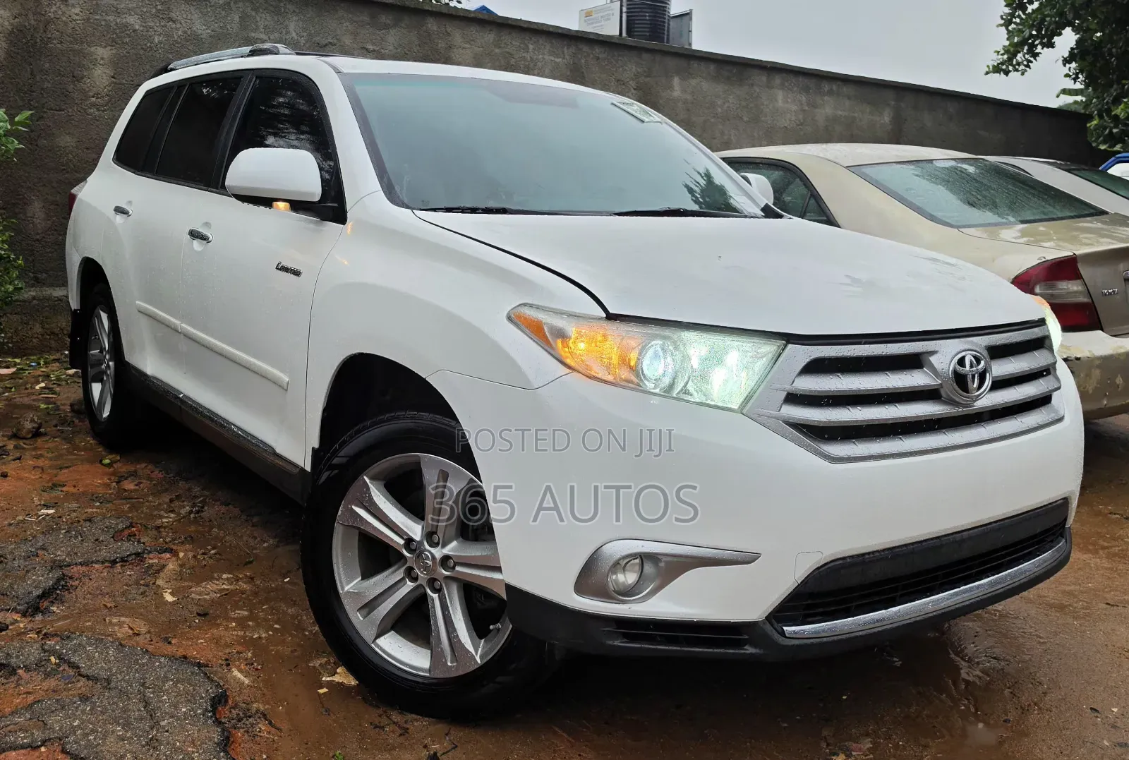 Toyota Highlander Limited 2012 White