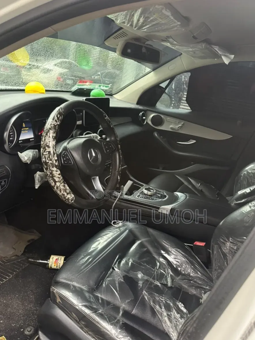 Mercedes-Benz GLC-Class 2019 White