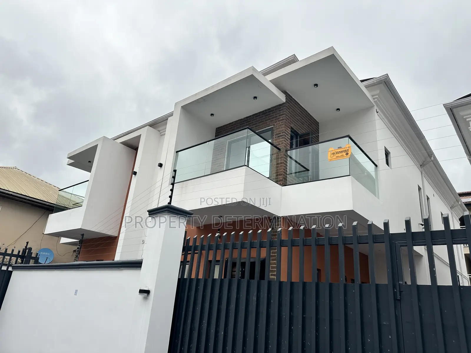 4bdrm Duplex in Magodo Gra for sale