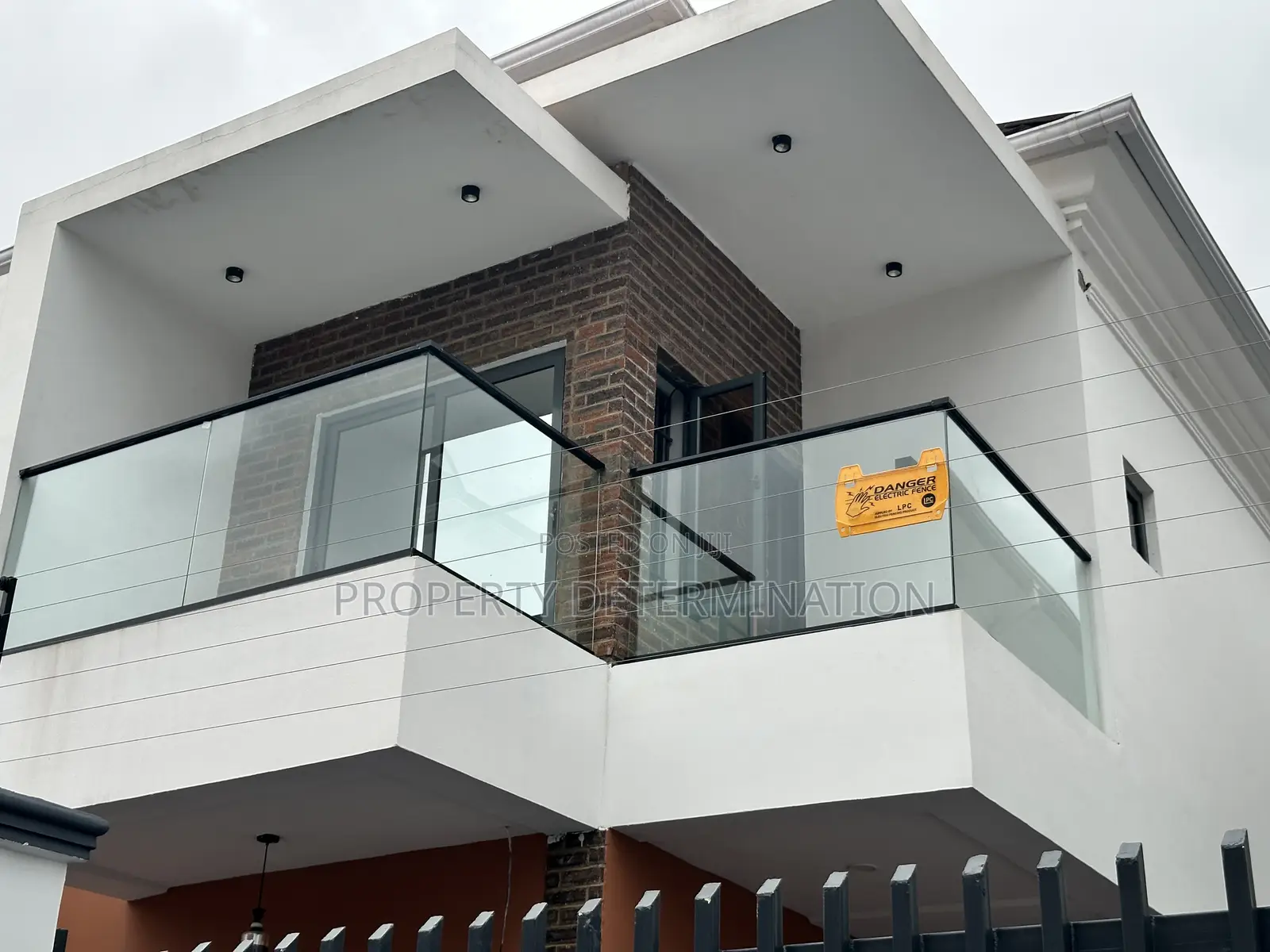 4bdrm Duplex in Magodo Gra for sale