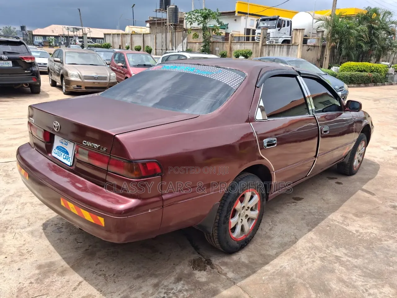 Toyota Camry LE 4dr Sedan (2.2L 4cyl 4A) 2000 Red