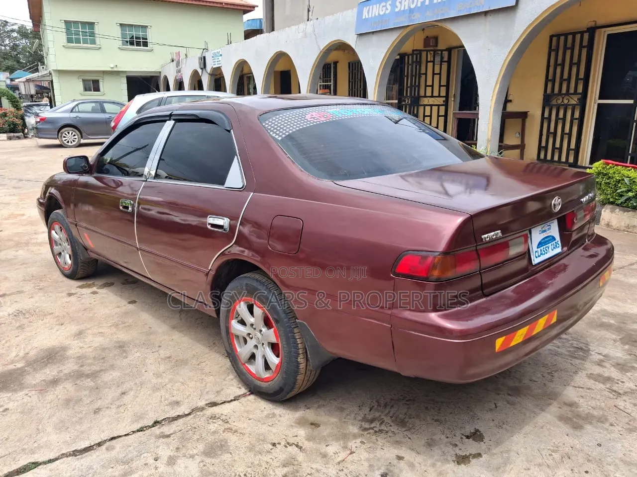 Toyota Camry LE 4dr Sedan (2.2L 4cyl 4A) 2000 Red