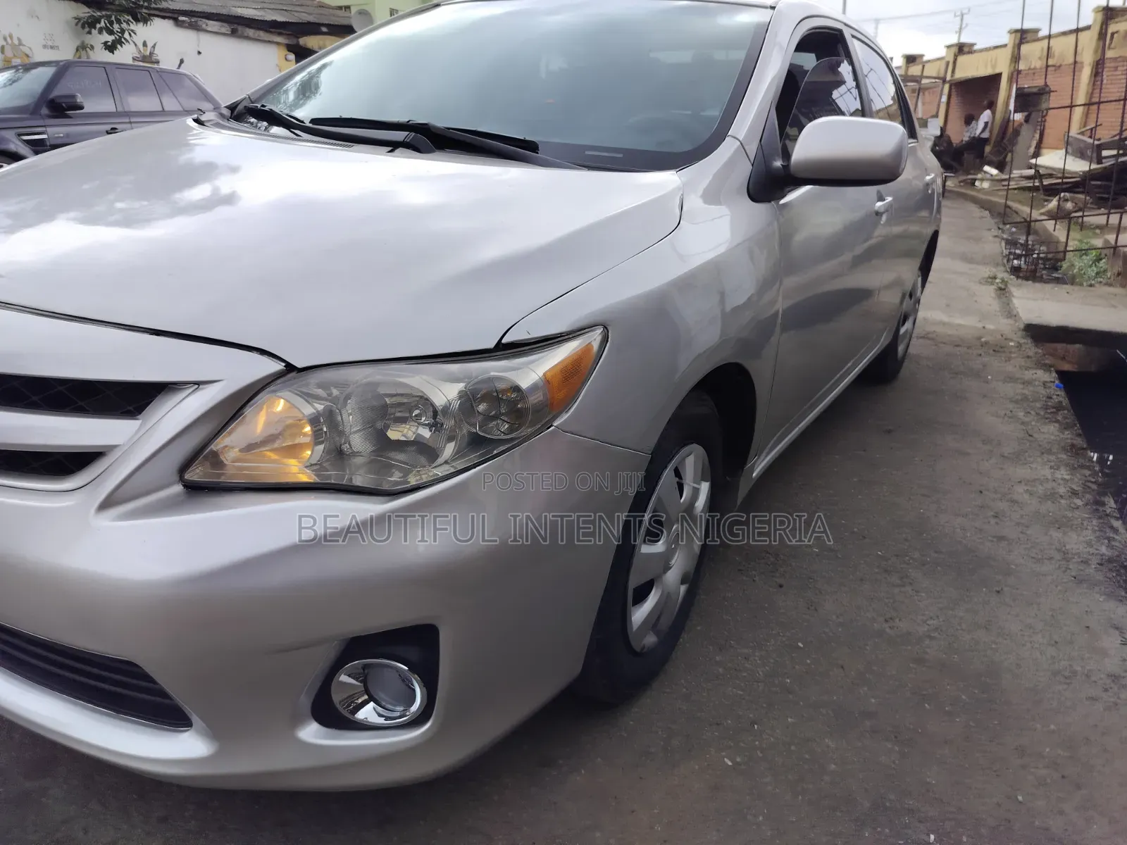 Toyota Corolla 2012 Silver