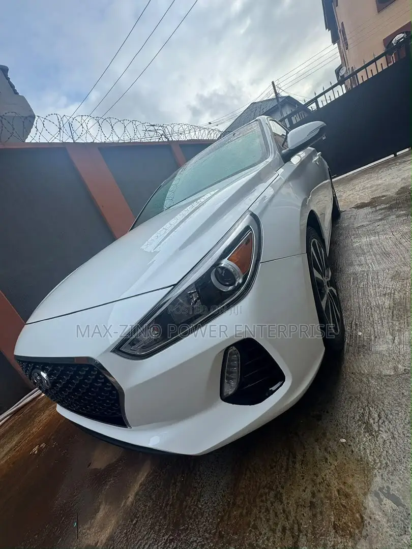 Hyundai Elantra Sport 2018 White