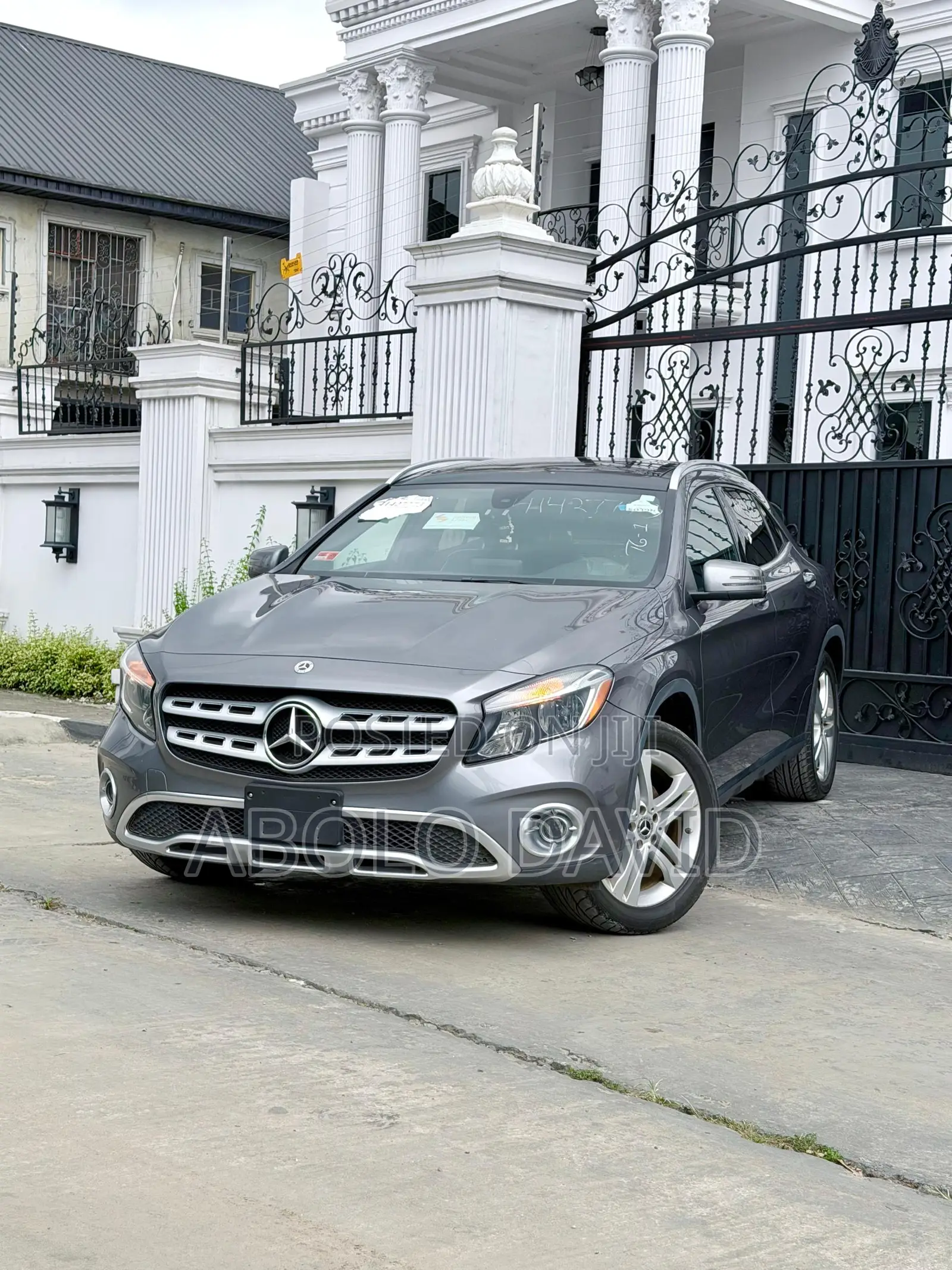 Mercedes-Benz GLA 250 2016 Gray