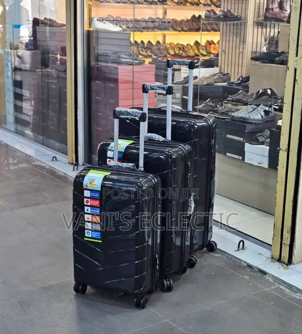 Hard-Shell /Plastic 3-in-1 Trolley Suitcases