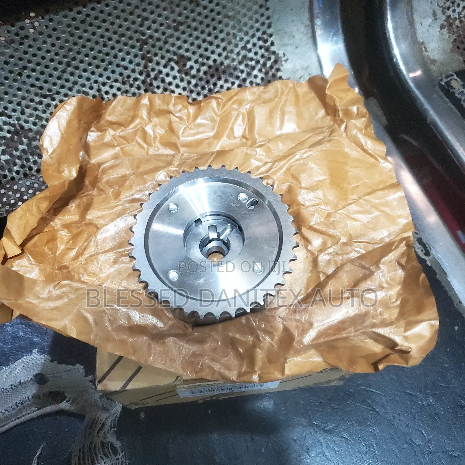Genuine Toyota Corolla 1zz-Fe VVT-i Camshaft Timing Gear 13050-22012