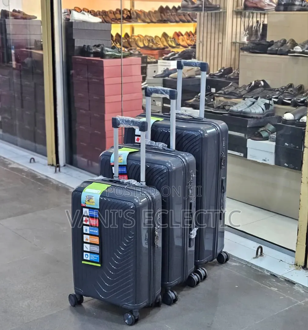 Hard-Shell /Plastic 3-in-1 Trolley Suitcases