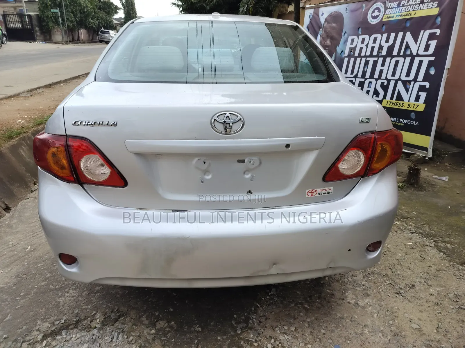 Toyota Corolla 2010 Silver