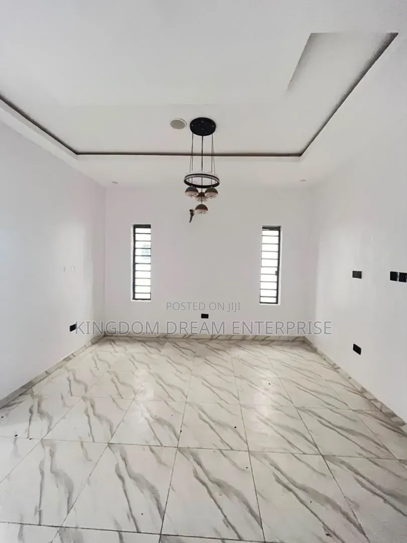 3bdrm Block of Flats in Garki Abuja Nigeria for sale
