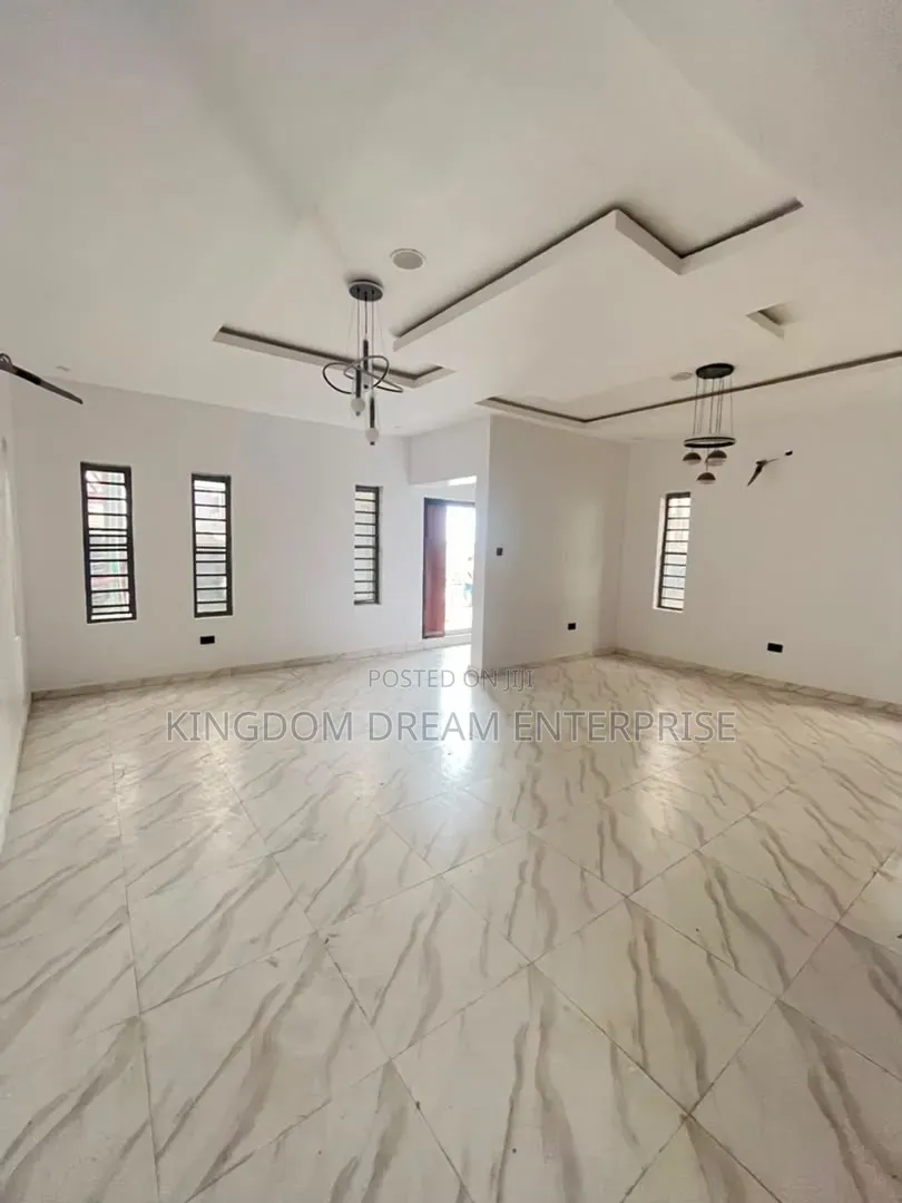 3bdrm Block of Flats in Garki Abuja Nigeria for sale