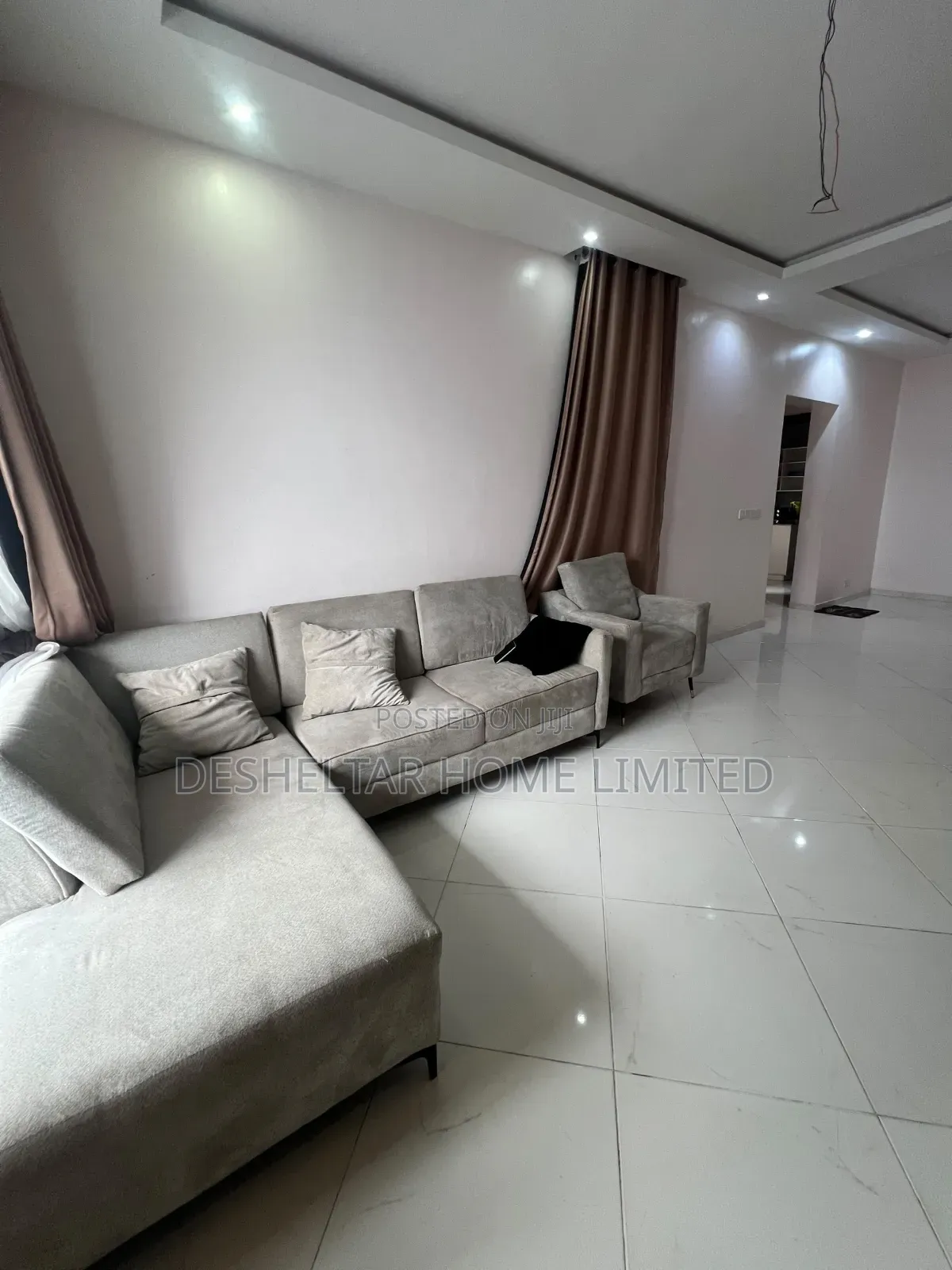 Furnished 2bdrm Apartment in Off Whitesand School, Lekki Phase 1