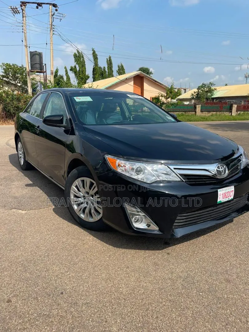 Toyota Camry L 4dr Sedan (2.5L 4cyl 6A) 2013 Black