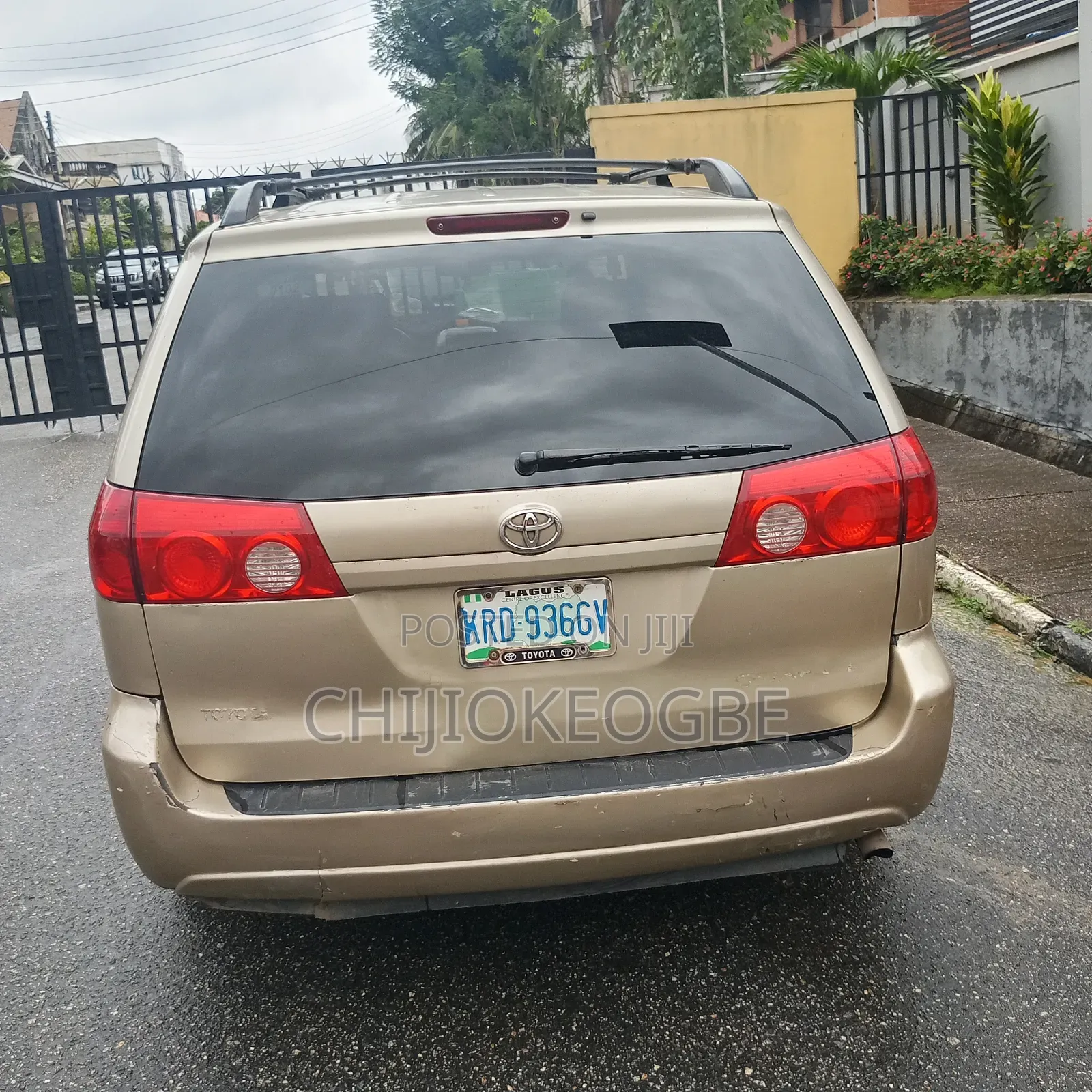 Toyota Sienna 2008 Gold