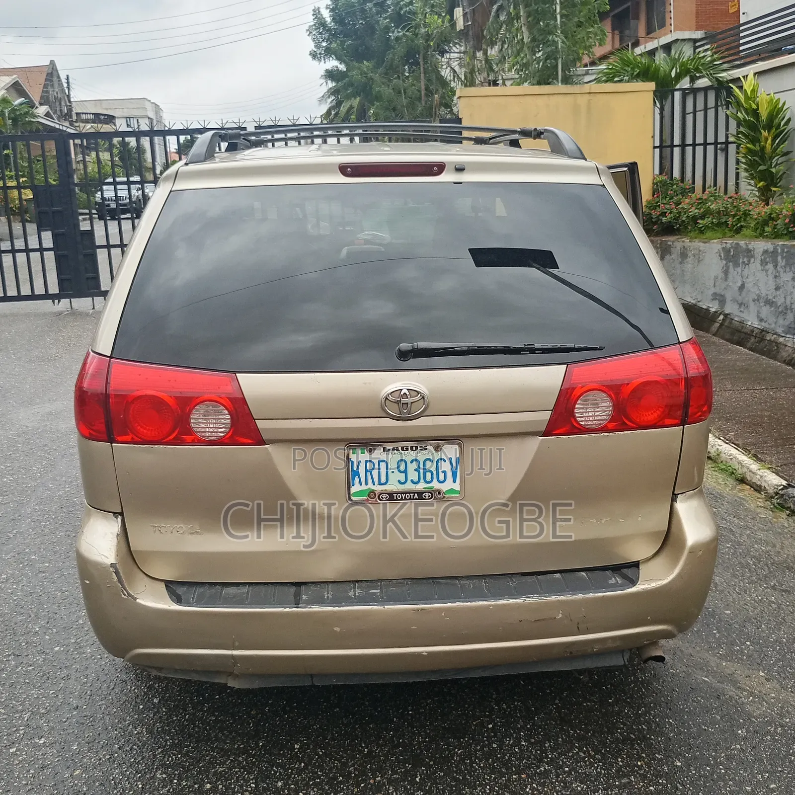Toyota Sienna 2008 Gold