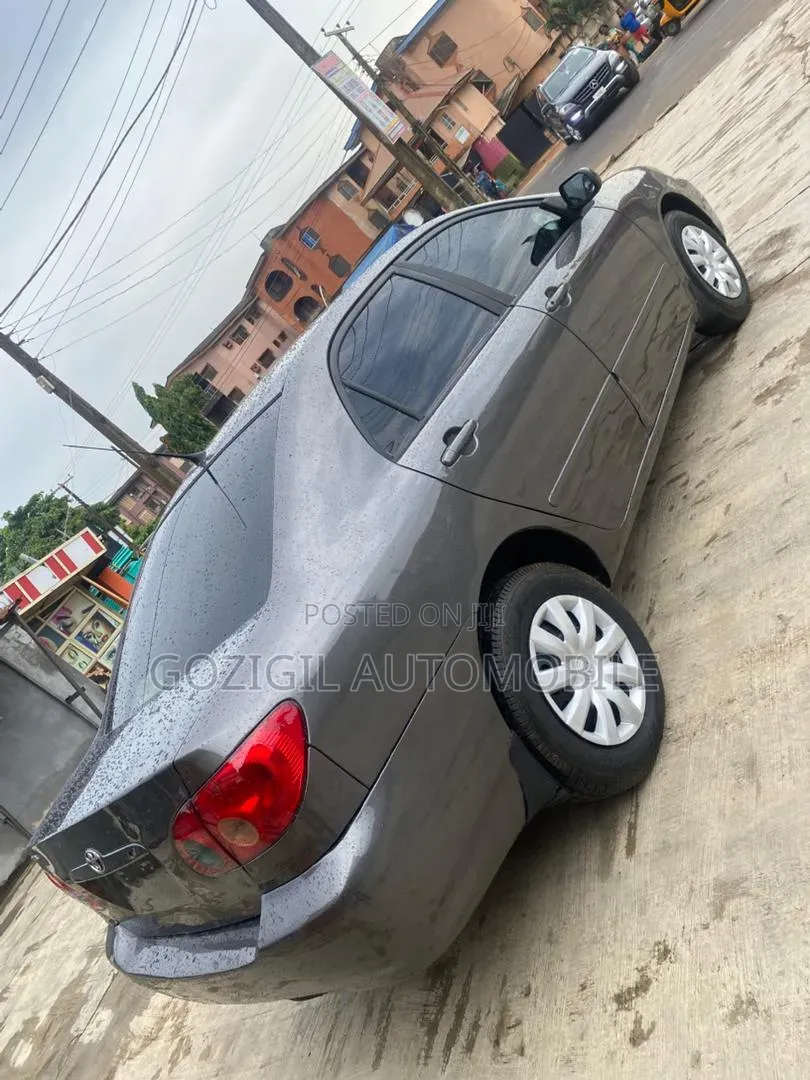 Toyota Corolla 2007 Gray