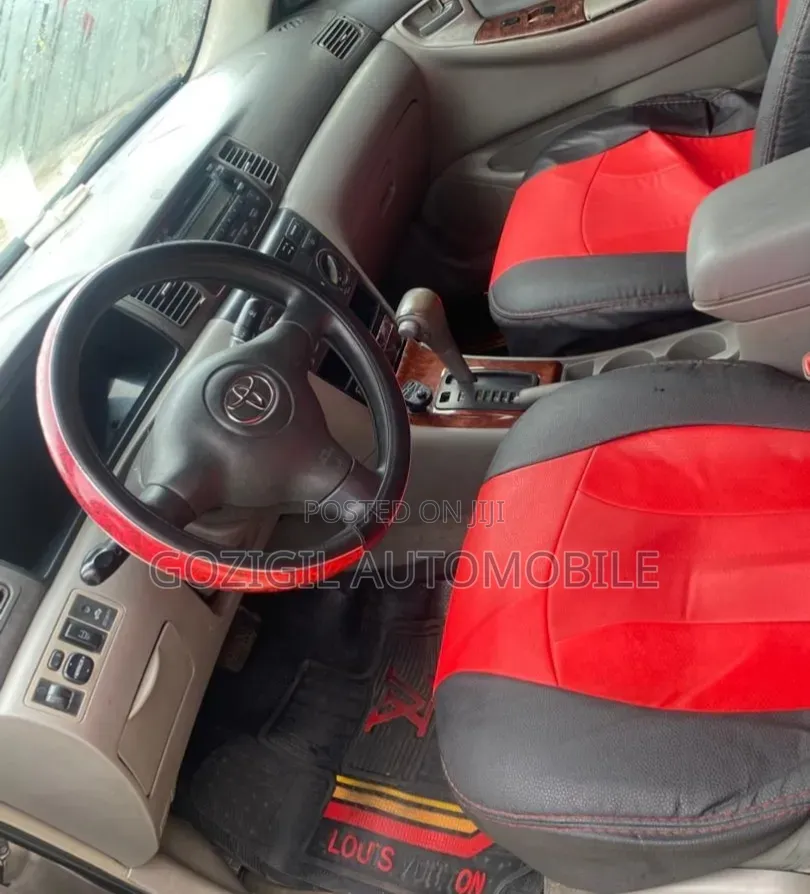 Toyota Corolla 2007 Gray