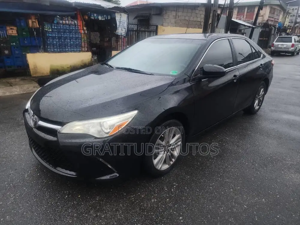 Toyota Camry SE 4dr Sedan (2.5L 4cyl 6A) 2017 Black