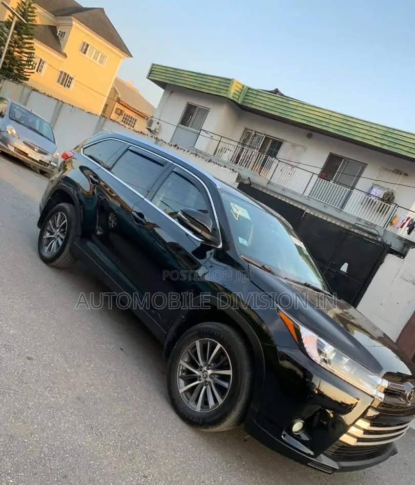 Toyota Highlander Limited 2019 Black