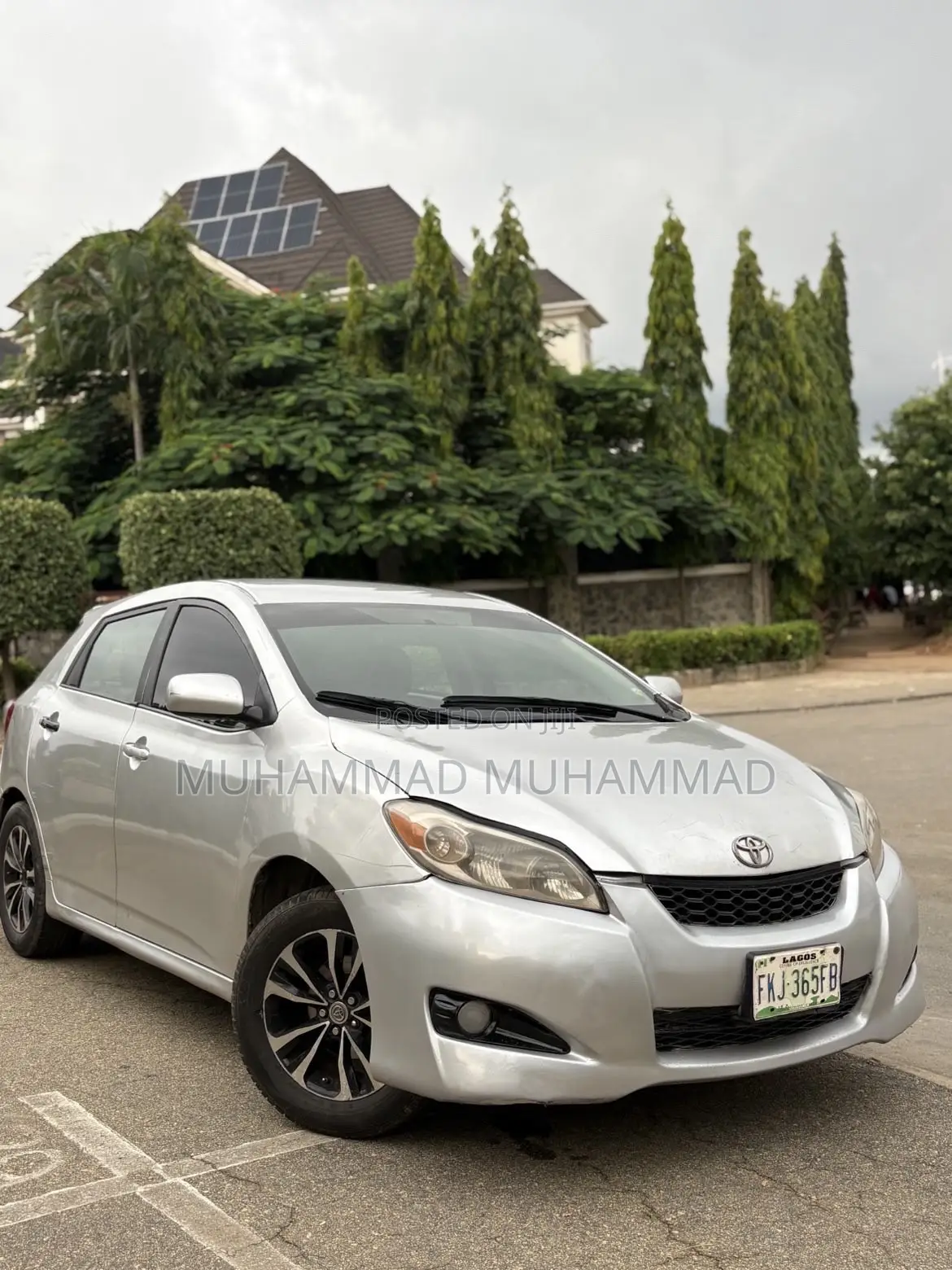 Toyota Matrix Hatchback FWD (1.8L 4cyl 5M) 2010 Silver