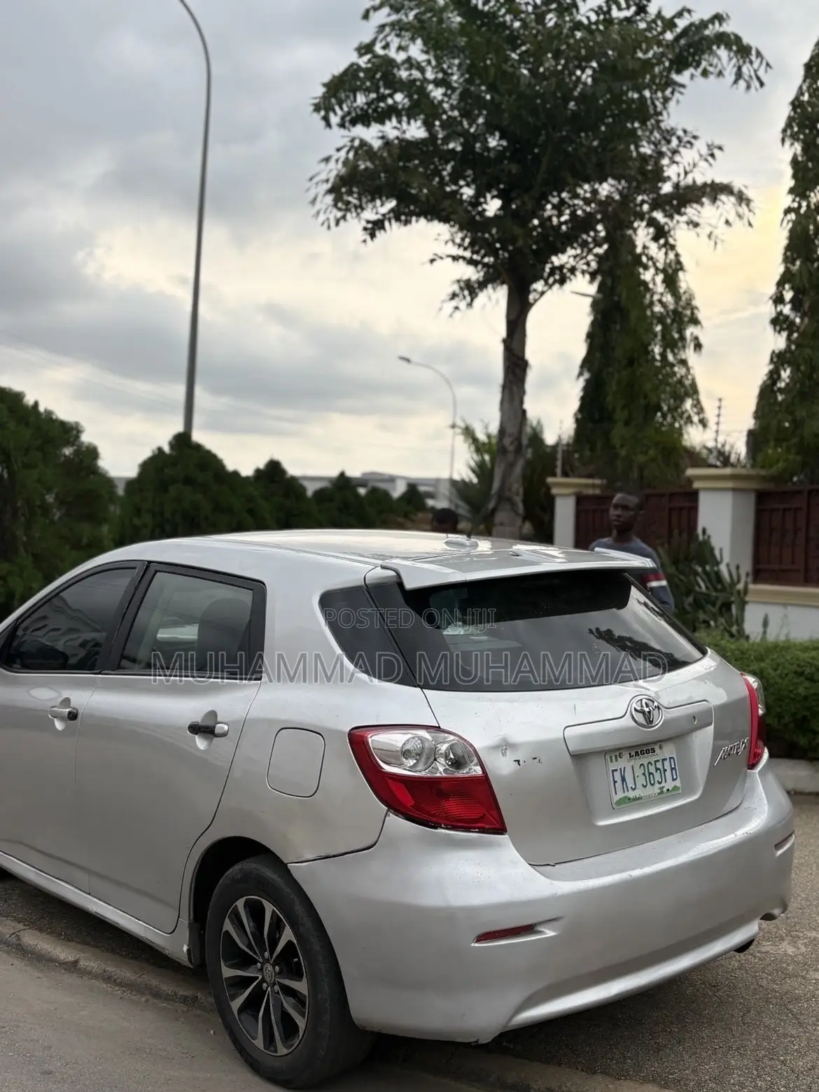 Toyota Matrix Hatchback FWD (1.8L 4cyl 5M) 2010 Silver