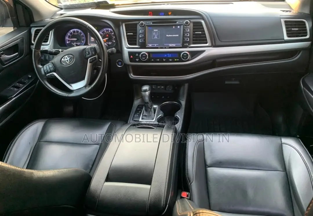 Toyota Highlander Limited 2019 Black