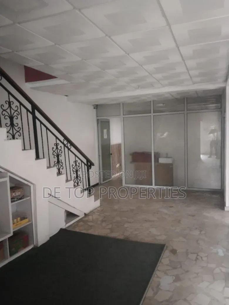 7 Bedroom Semi Detached Duplex for Rent