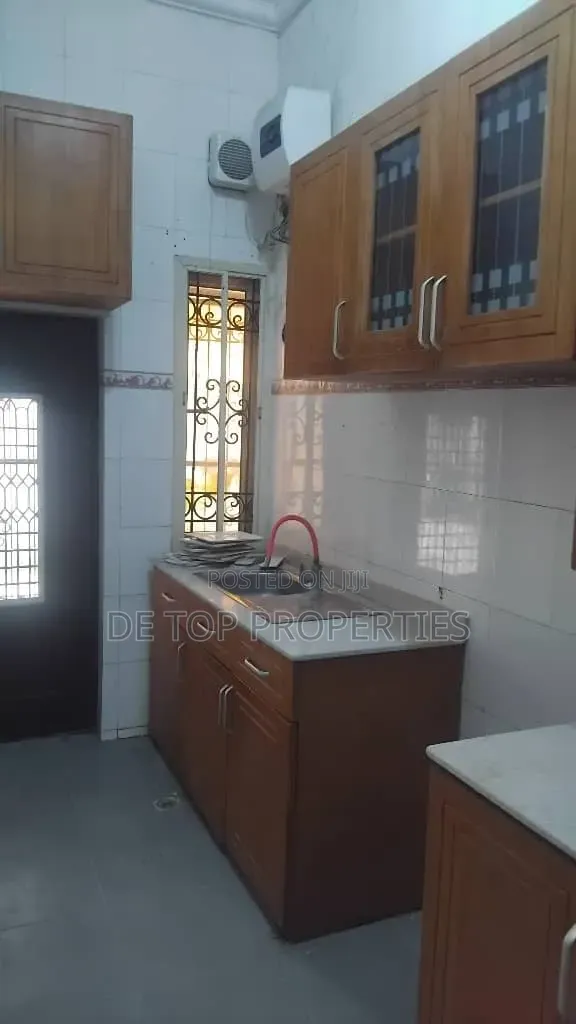 7 Bedroom Semi Detached Duplex for Rent