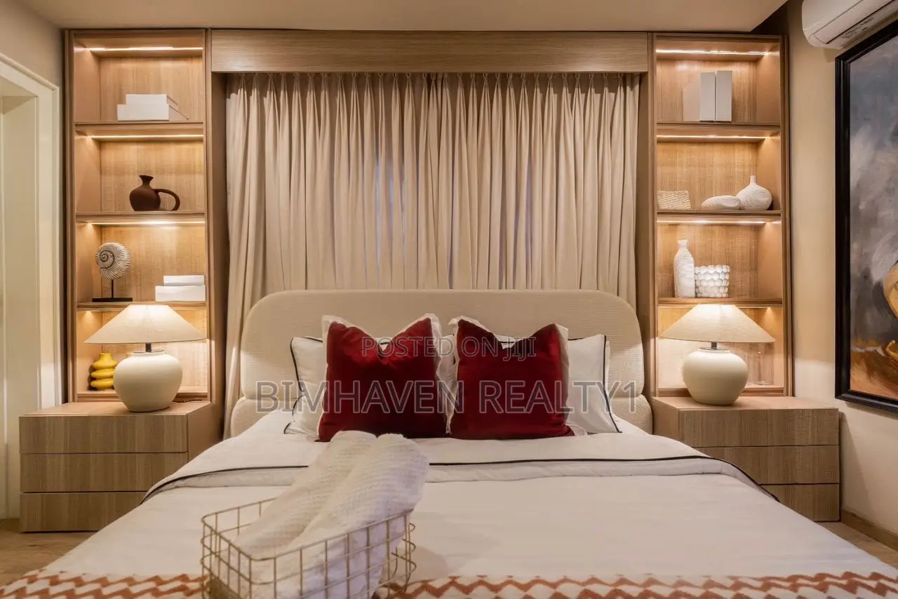 Luxury 2 Bedroom Shortlet Apartment in Lekki Phase 1