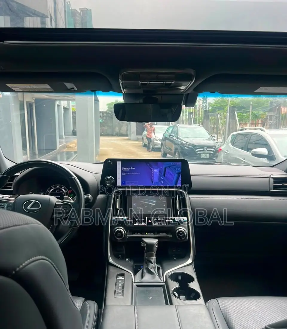 Lexus LX 600 2024 Black