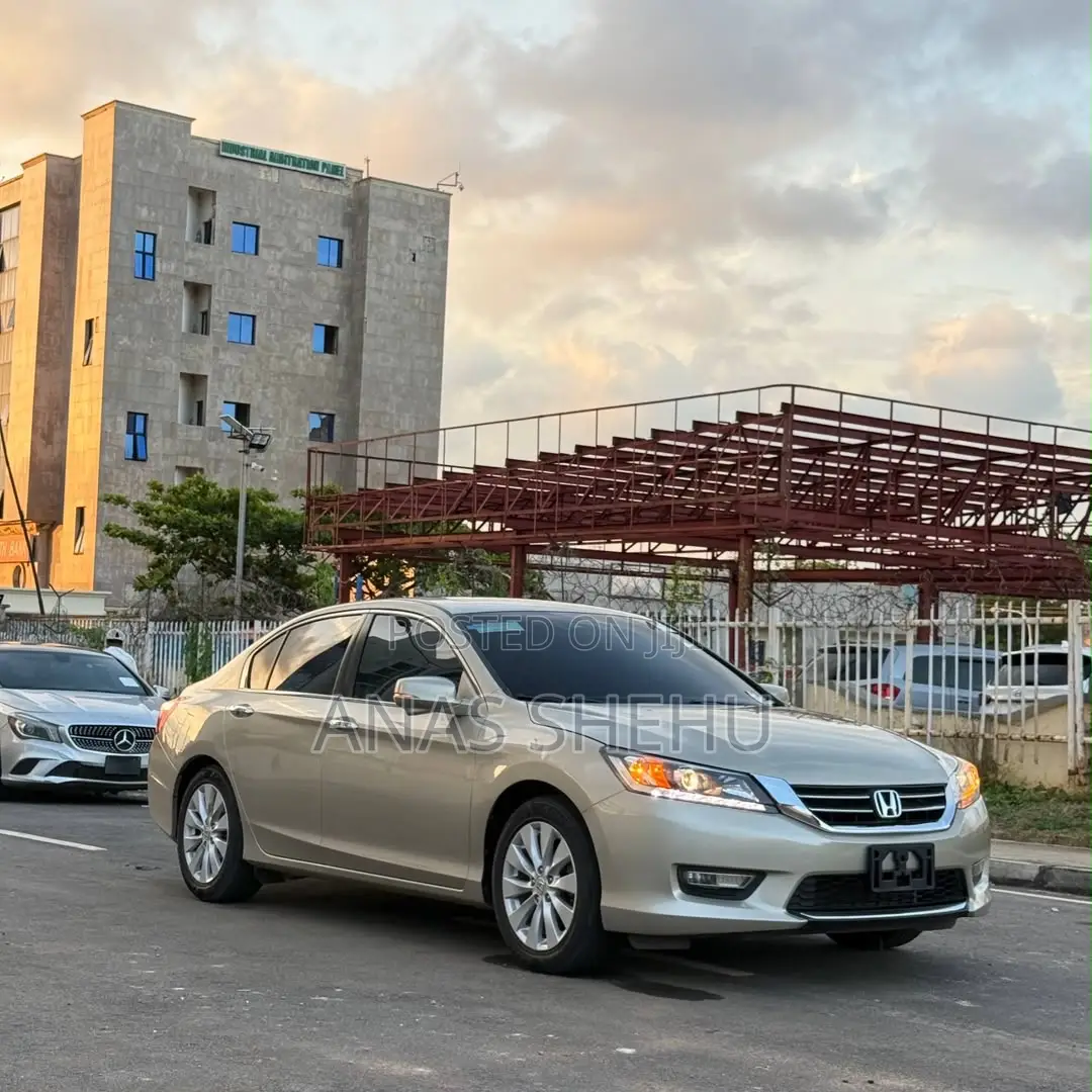 Honda Accord EX-L 4dr Sedan (2.4L 4cyl CVT) 2014 Gold