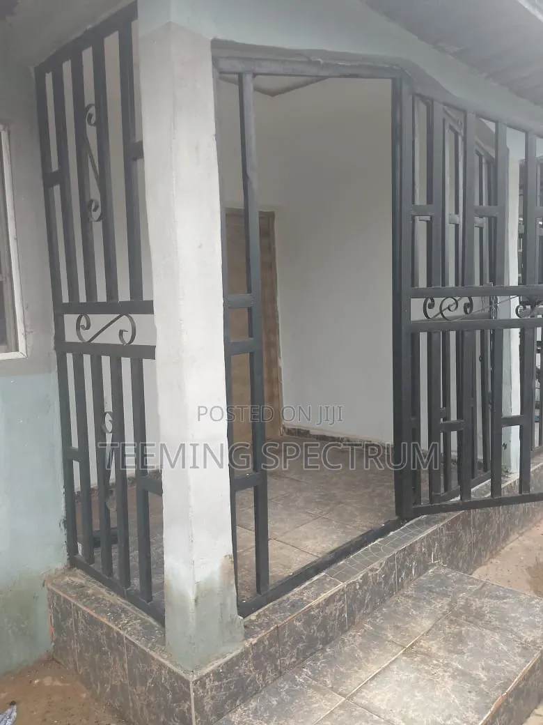 1bdrm Apartment in Benin City for rent