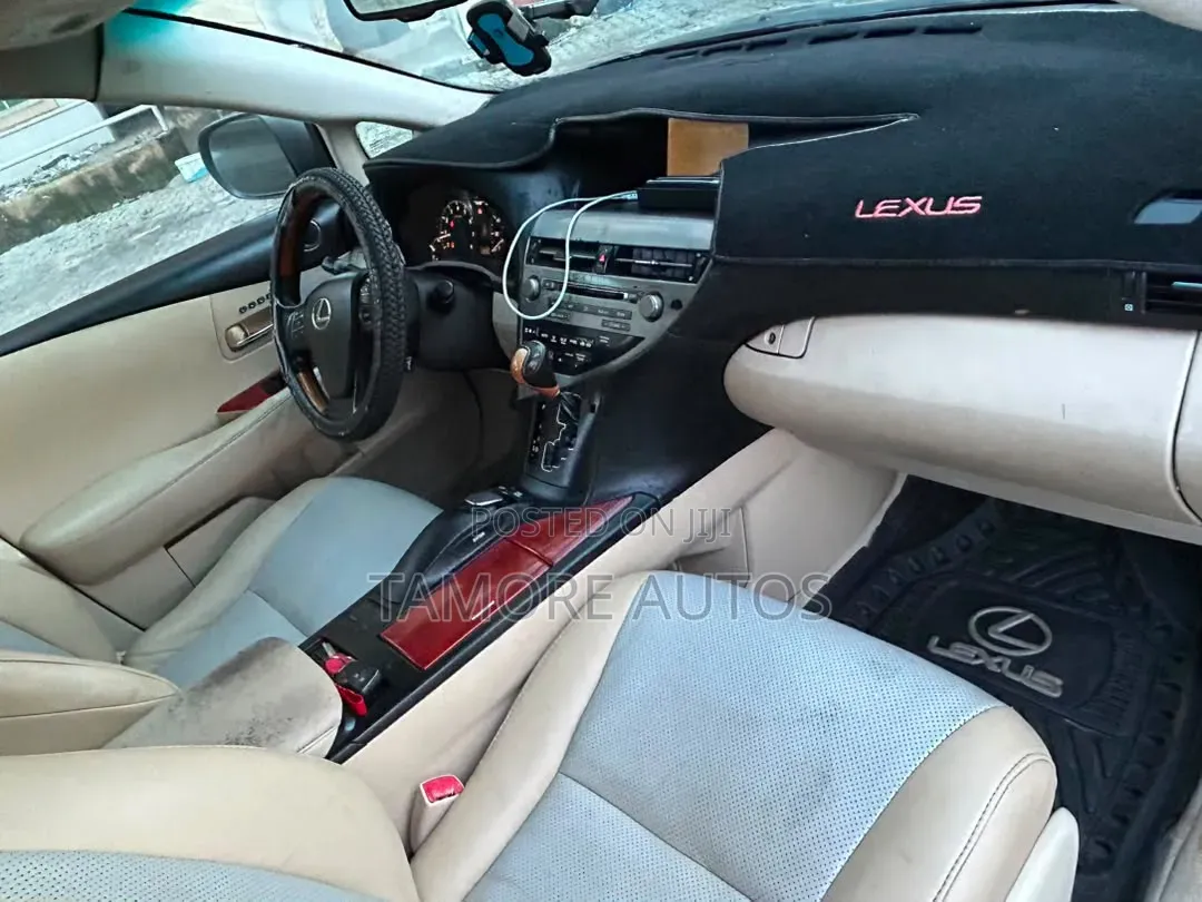 Lexus RX 350 FWD 2012 Gray