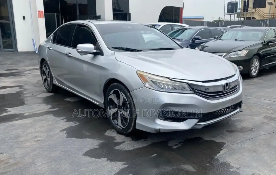 Honda Accord EX-L 4dr Sedan (2.4L 4cyl CVT) 2014 Silver