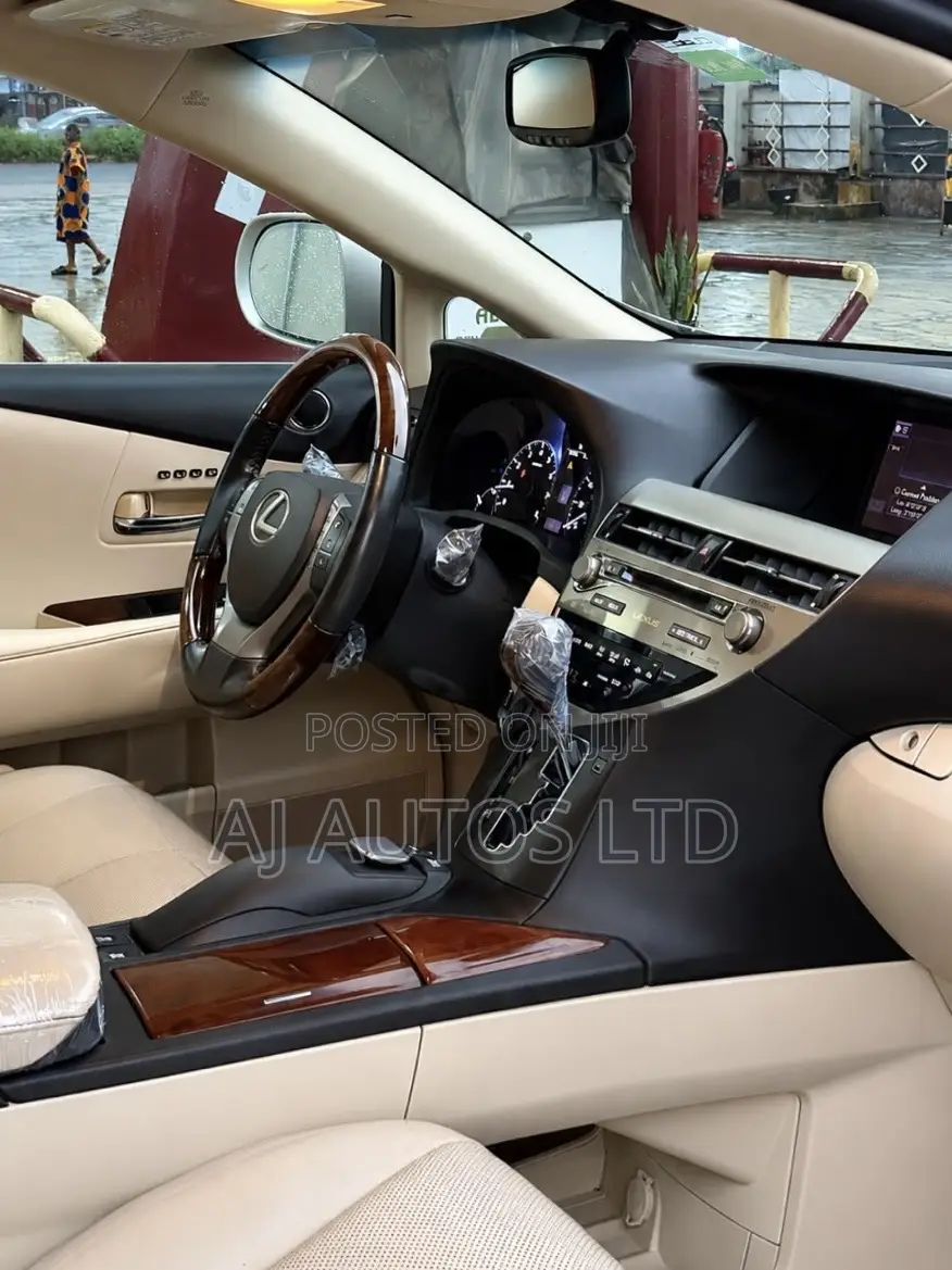 Lexus RX 350 FWD 2013 Gold