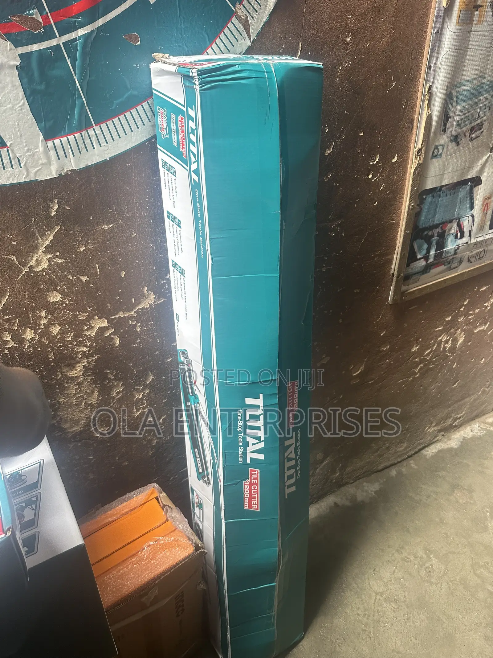 TOTAL Manual Tile Cutter 1200mm (THT571201)