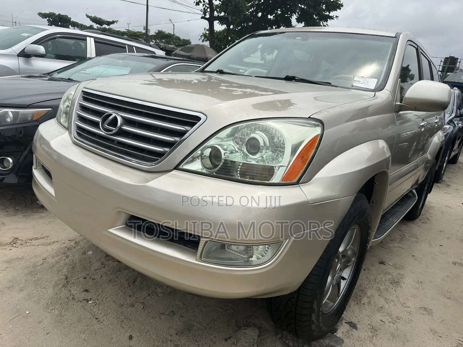 Lexus GX 470 Sport Utility 2006 Gold