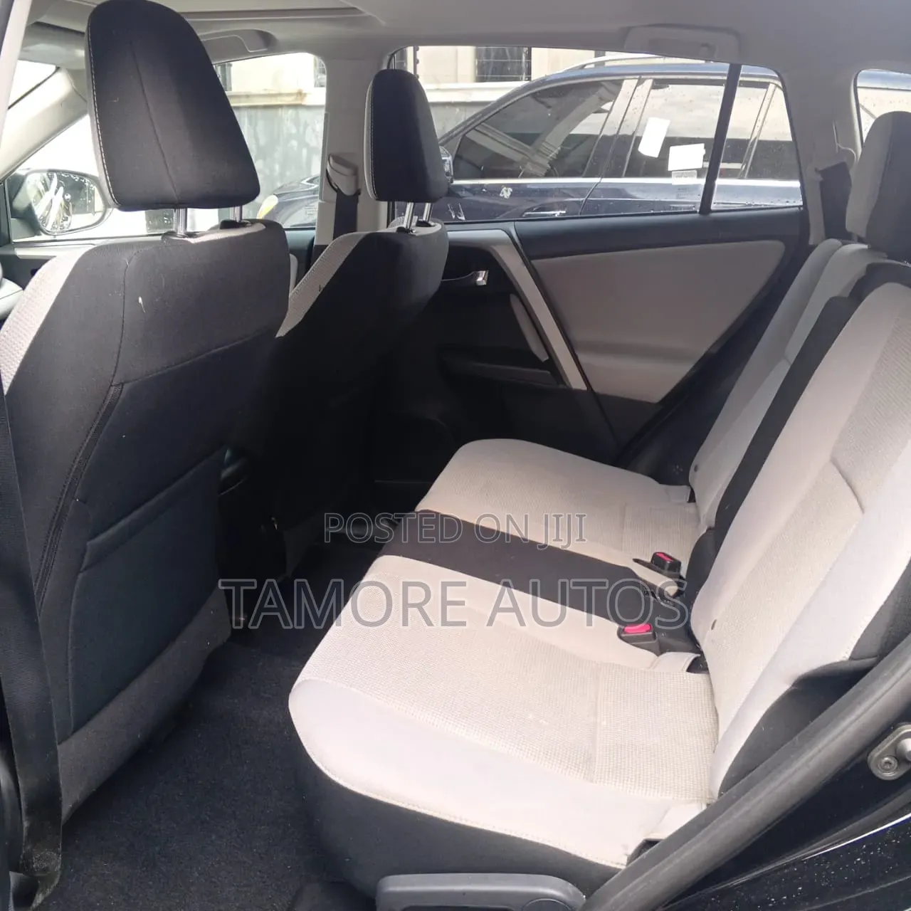 Toyota RAV4 XLE FWD (2.5L 4cyl 6A) 2017 Black