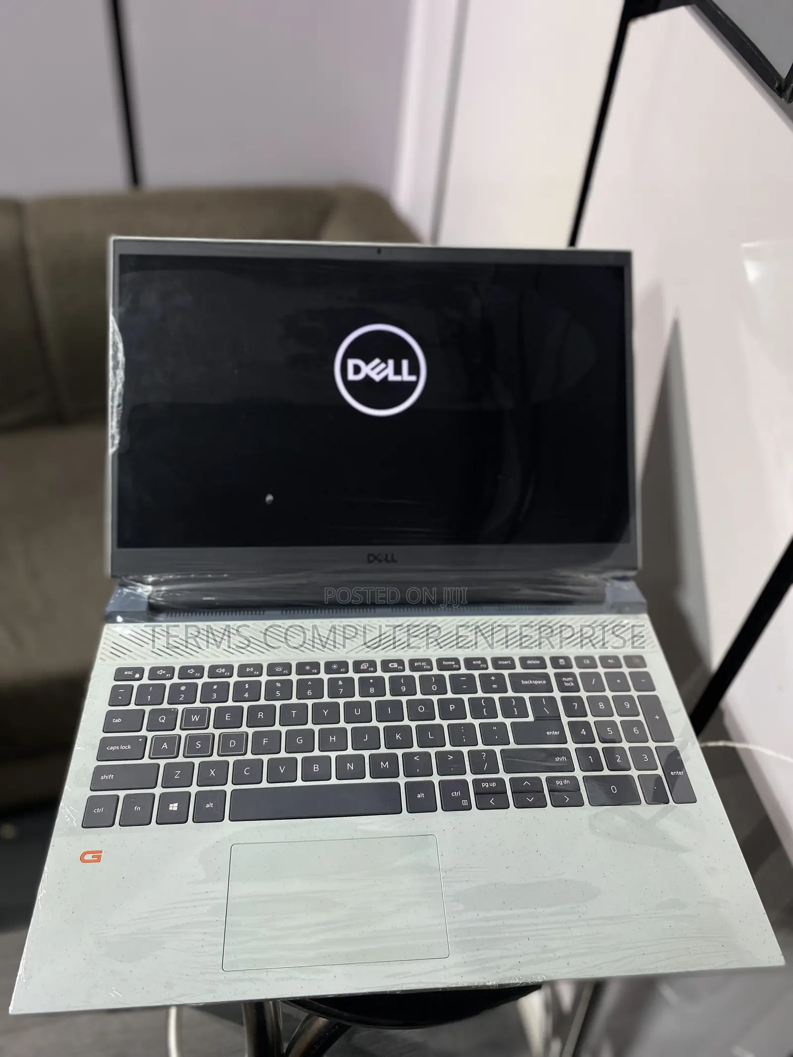 Laptop Dell G15 5515 12GB AMD Ryzen 5 SSD 512GB